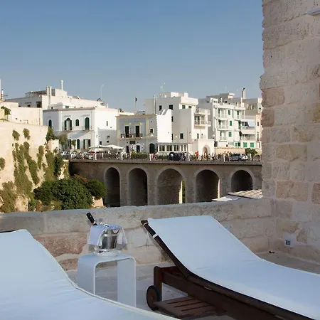 Calaporto-holiday & Relax ゲストハウス ポリニャーノ・ア・マーレ